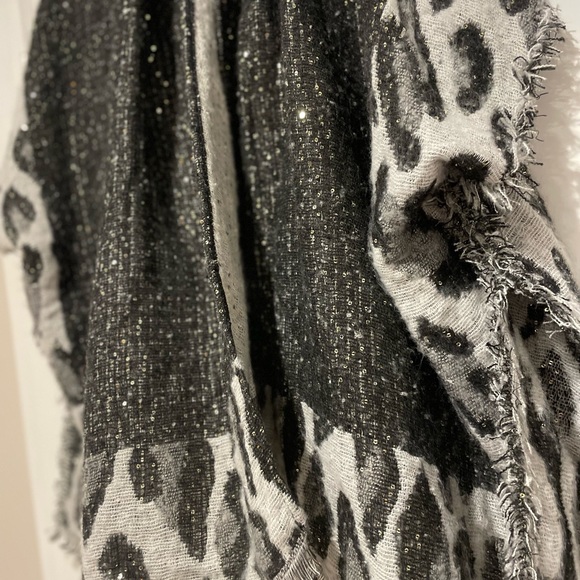 INC sweater shawl. Black and Grey Leopard/Cheetah print. One size. NWT. - Picture 6 of 7